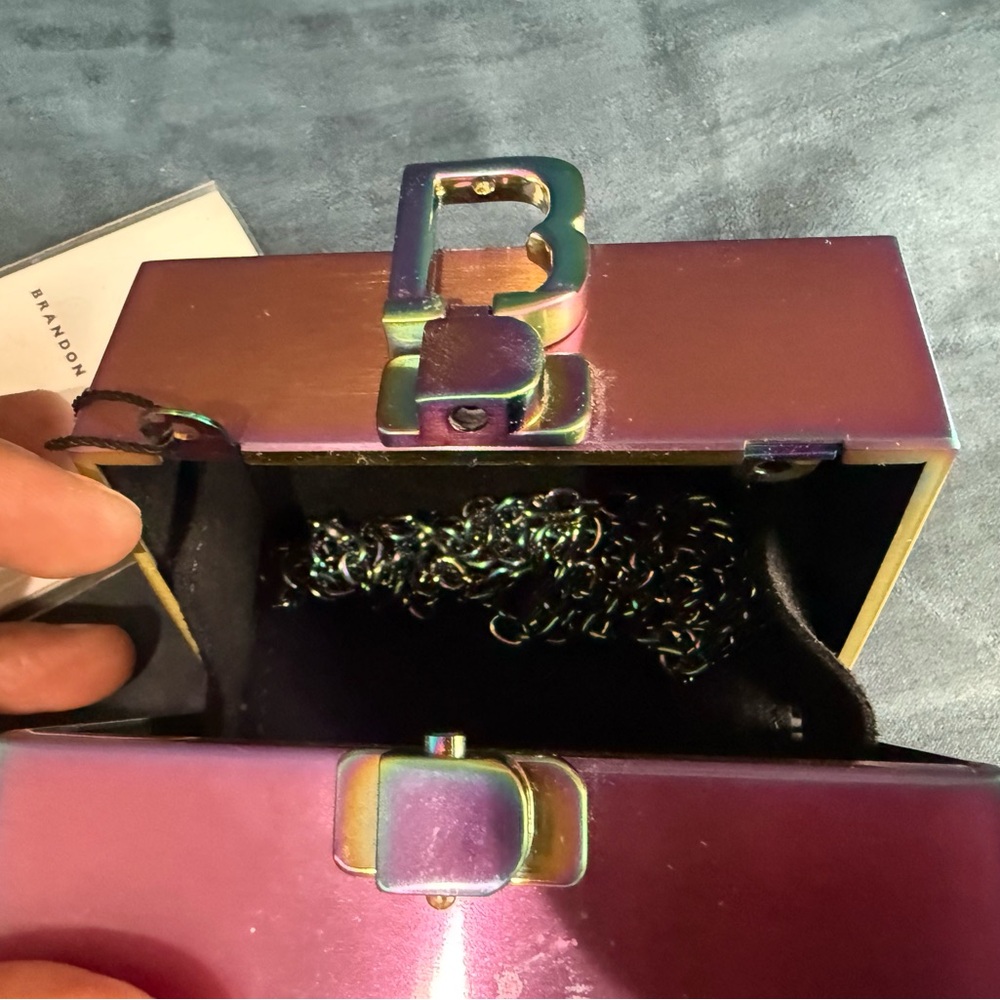 Brandon Blackwood Iridescent Mini Metal Minaudire Statement Piece - Picture 8 of 10